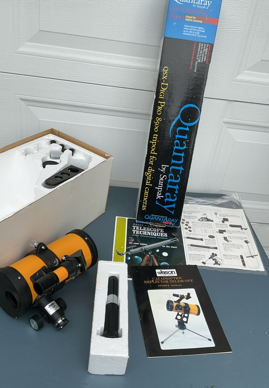 Quantaray telescope kit with tripod and accessories - image 1 of 7
