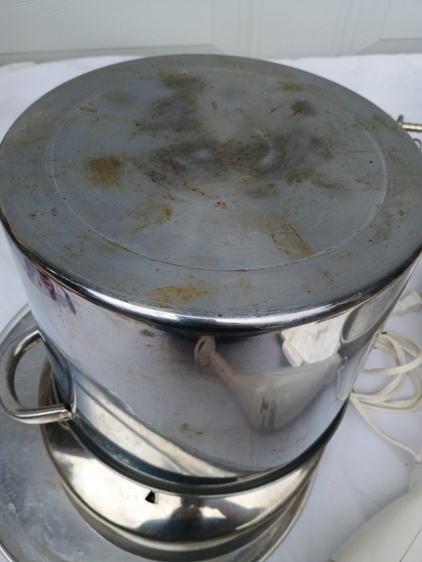 Kitchen supplies, pans, immersion blender  - image 6 of 7