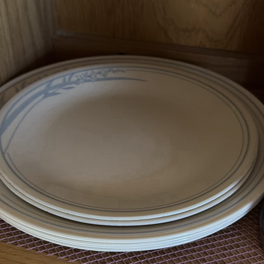 Assorted Kitchenware and Household Items - image 7 of 8
