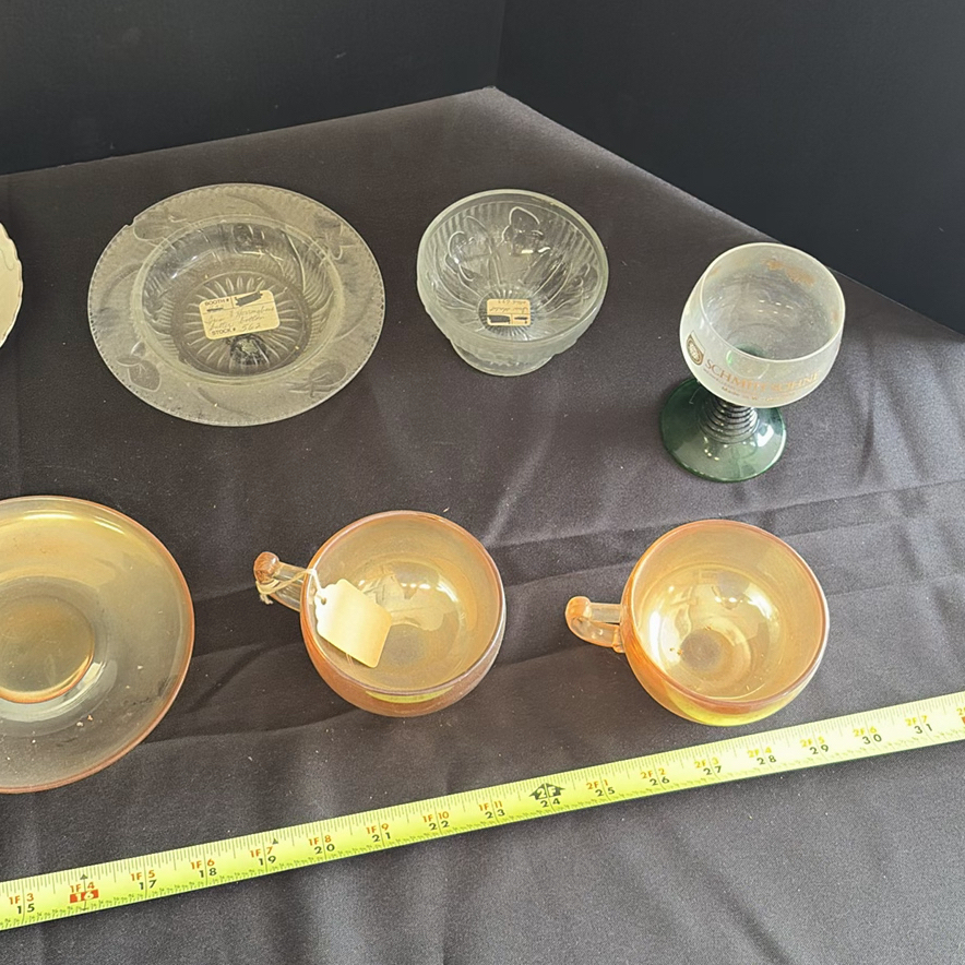 Assorted Vintage Glassware and Serving Dishes - image 4 of 9