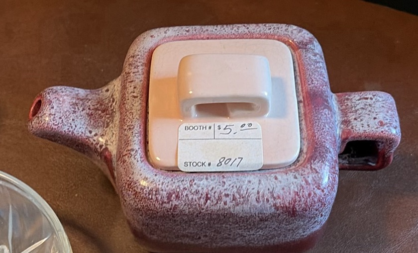 Assorted Vintage Kitchenware and Household Items - image 8 of 14