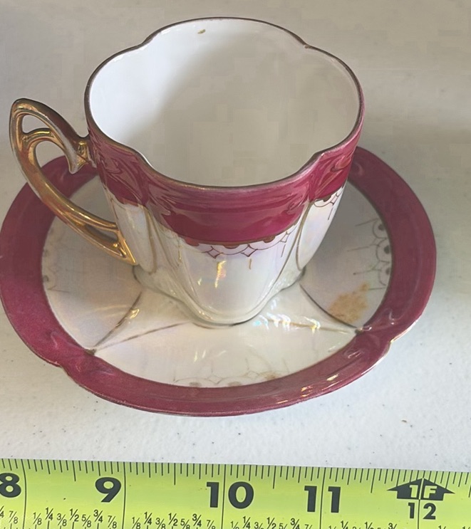 Assorted Decorative Household Items and Glassware - image 5 of 13
