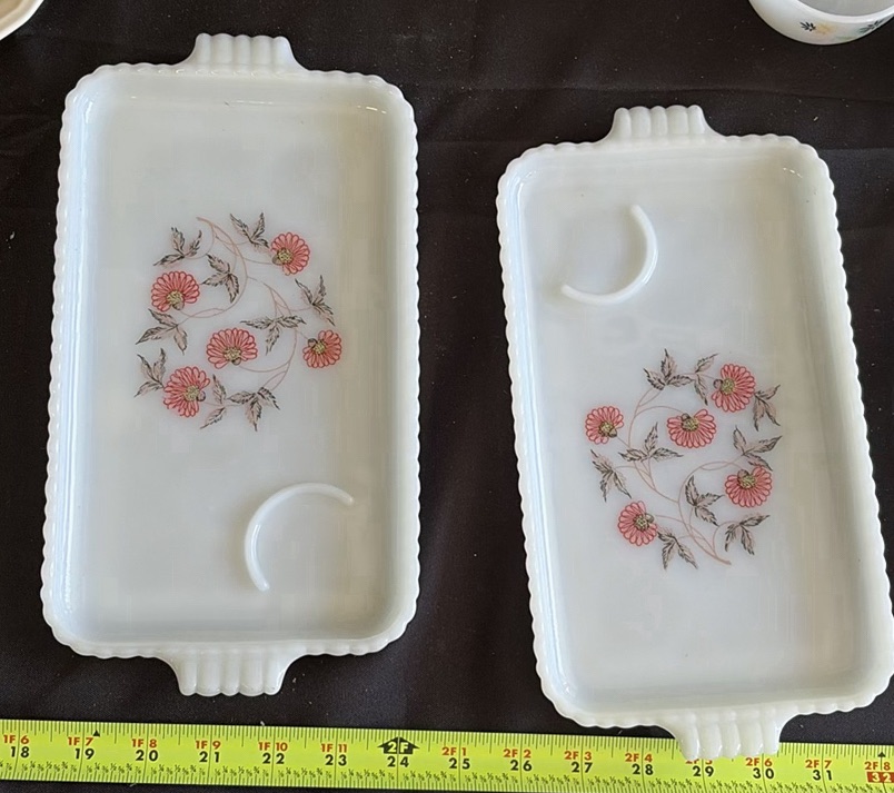 Assorted Vintage Floral Milk Glass Serving Trays and Tea Set Pieces - image 5 of 9