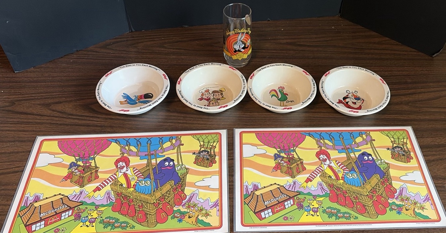 McDonald's Character Placemats, Kellogg's Cereal Bowls, and Bugs Bunny Glass - image 1 of 6