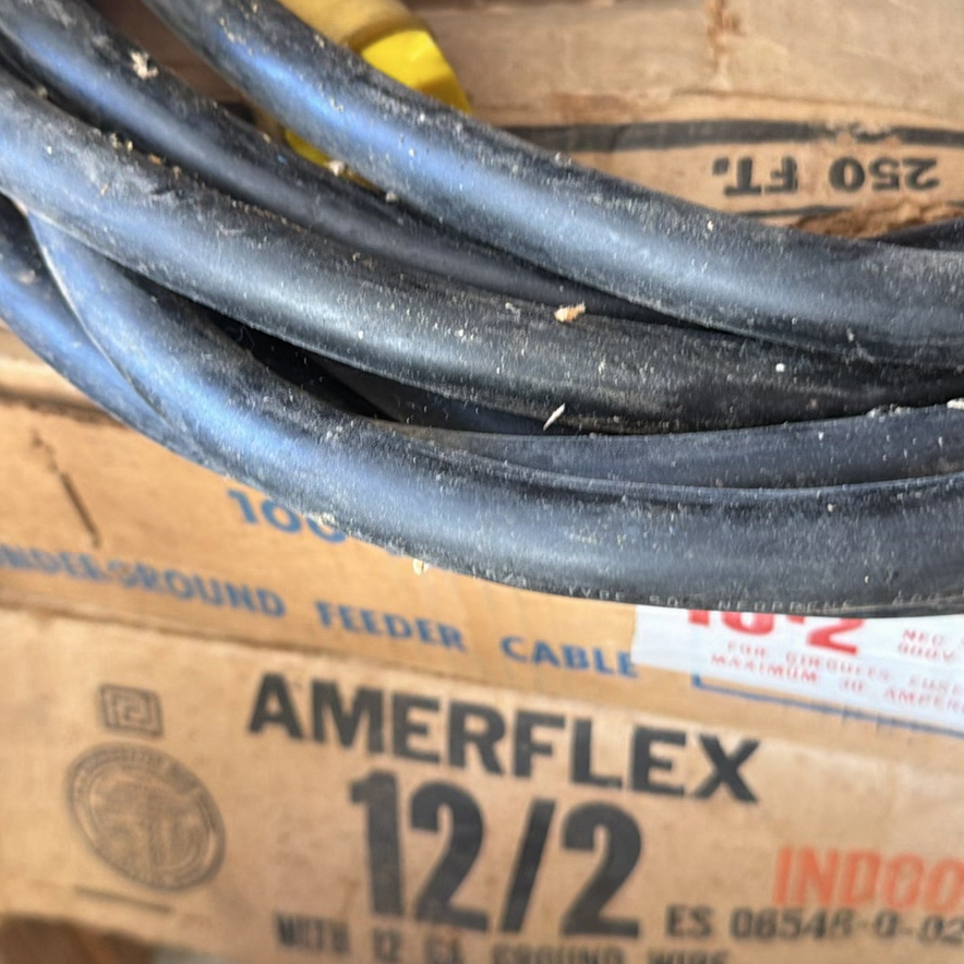 Electrical Outlets, Switches, Extension Cords, and Wiring Supplies - image 6 of 8