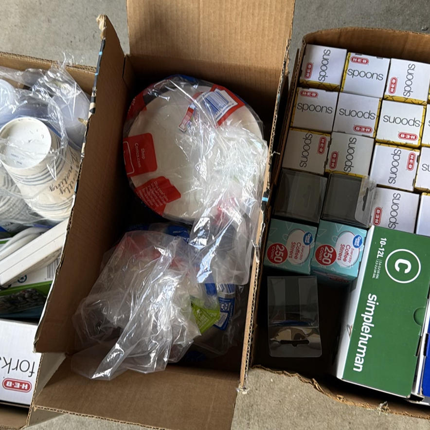 Assorted Disposable Kitchen and Household Supplies - image 4 of 5