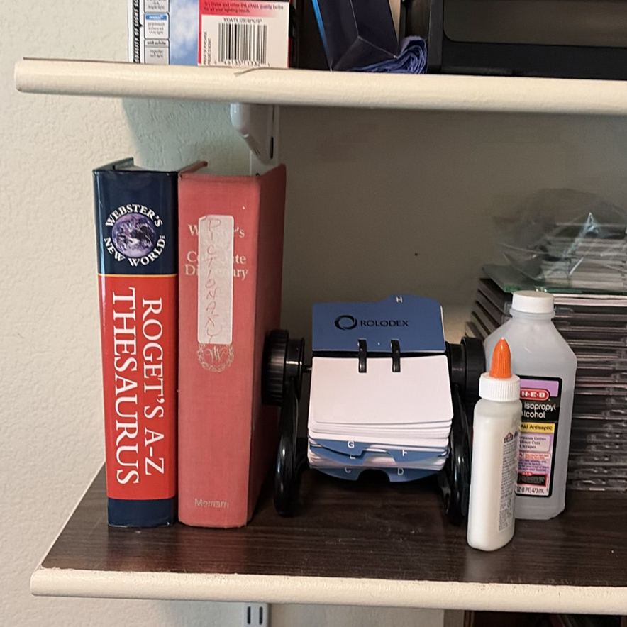 Office Organizers, Media Storage Cases, and Desk Supplies - image 6 of 8