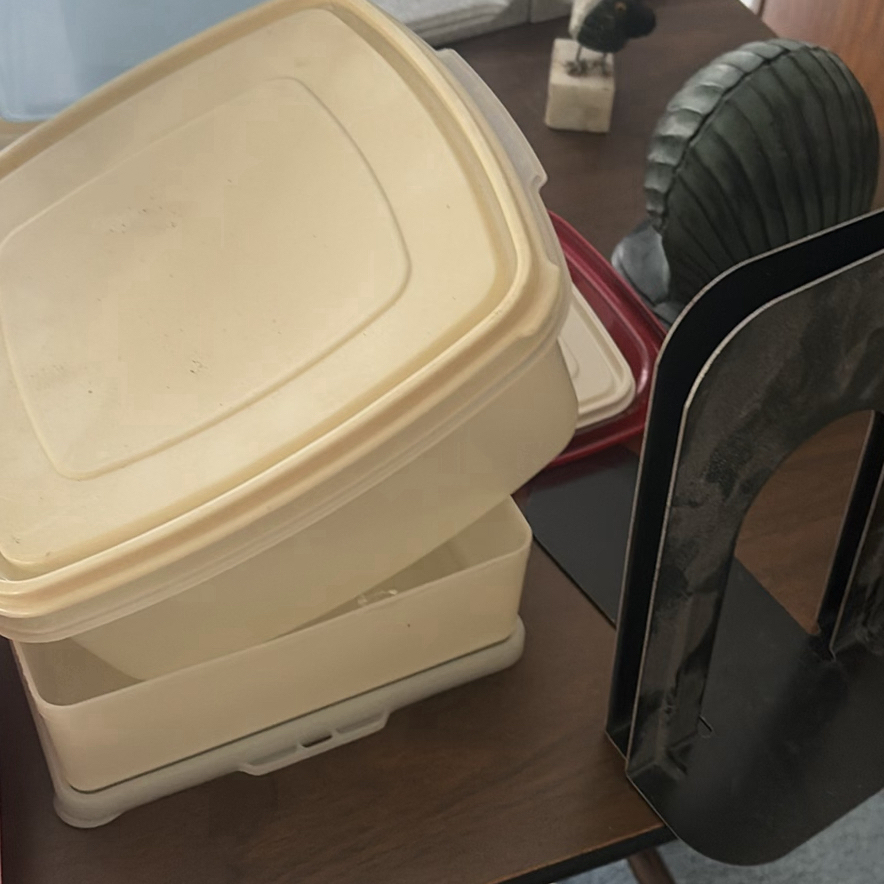 Assorted Kitchenware and Small Kitchen Appliances - image 14 of 22