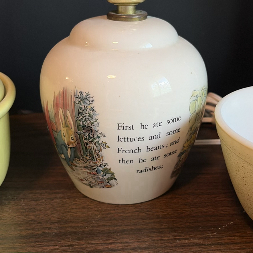 Assorted Ceramic and Glass Kitchenware Items - image 10 of 12