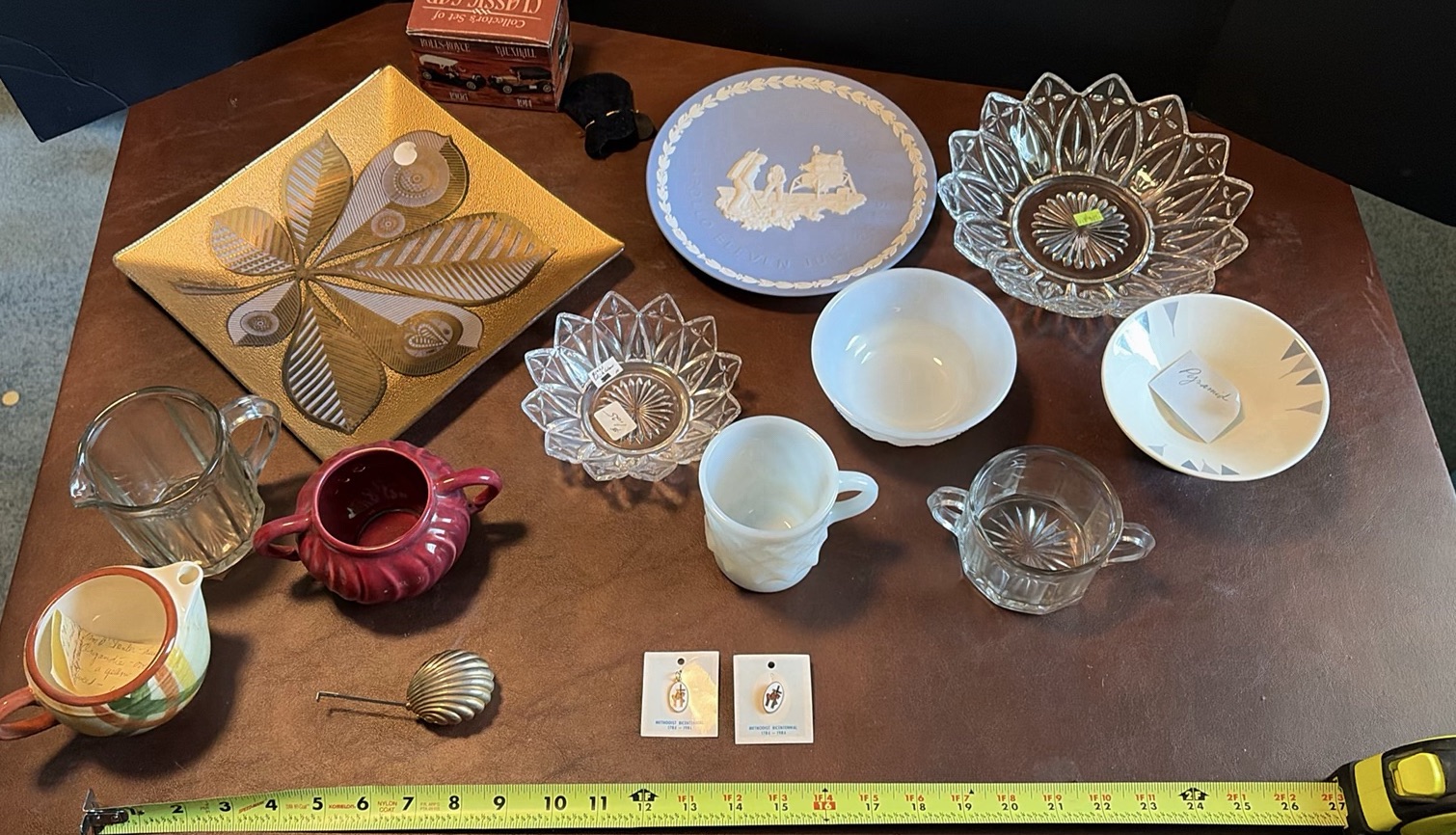 Assorted Vintage Glassware, Ceramic Bowls, Decorative Plates, and Pins - image 1 of 12