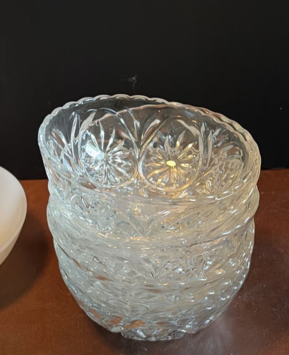 Assorted Decorative Plates, Glass Bowls, and Ceramic Pieces - image 6 of 15