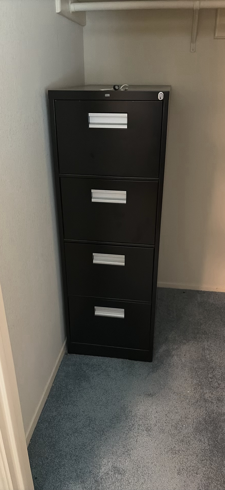 Two 4-Drawer Locking Filing Cabinets - image 5 of 9