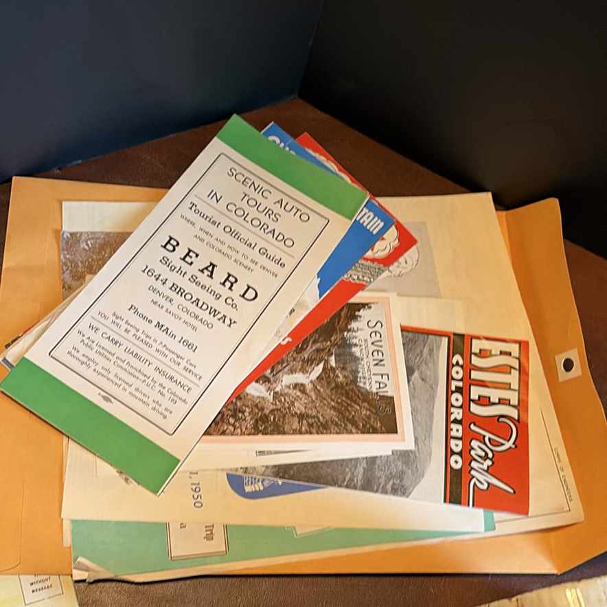Assorted Vintage Household and Advertising Collectibles - image 10 of 11