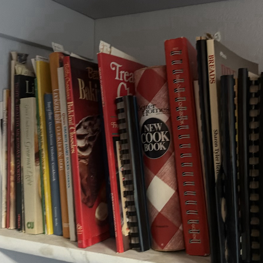 Cookbooks, Wire Shelf Basket, Laundry Supplies, and Fall Decor - image 4 of 6