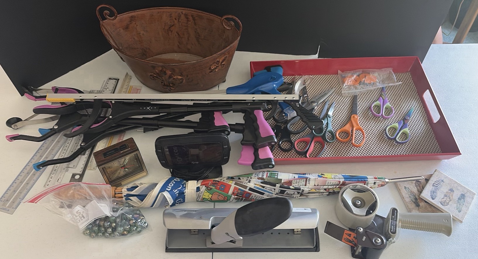 Assorted Household and Office Items - image 1 of 11