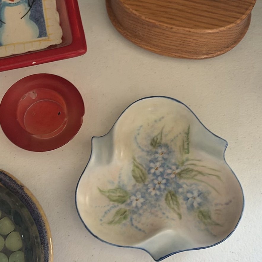 Assorted Plush Toys, Decorative Dishes, Shell Bowl, and Figurines - image 10 of 12