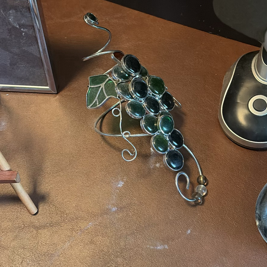 Mixed Decorative Household Items and CDs - image 5 of 9