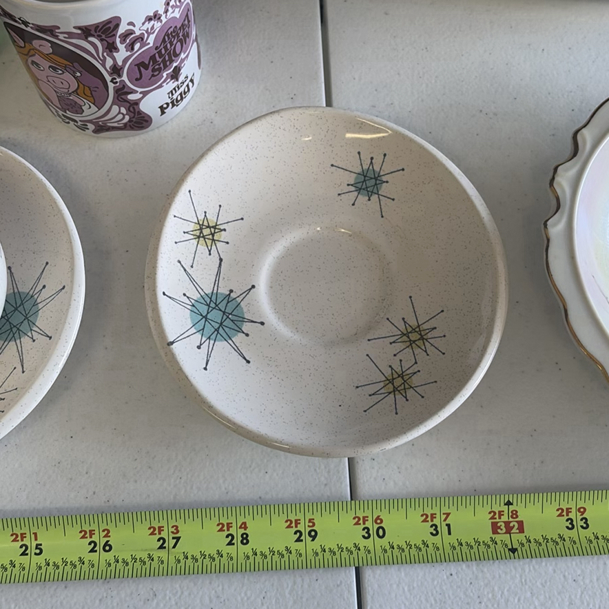 Assorted Seashells, Glass Dishes, and Ceramic Serving Pieces - image 7 of 14