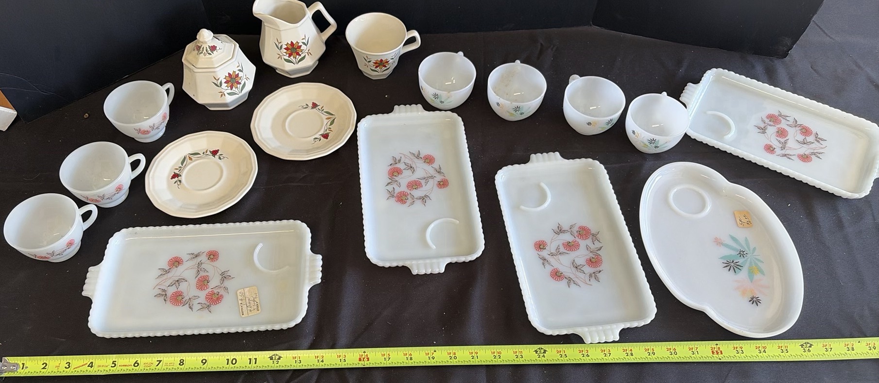 Assorted Vintage Floral Milk Glass Serving Trays and Tea Set Pieces - image 1 of 9
