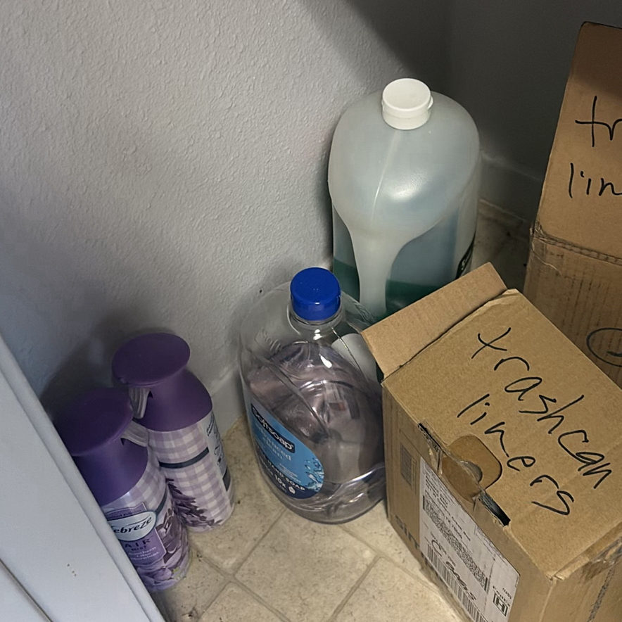 Assorted Kitchen Storage and Food Wrap Supplies - image 12 of 12