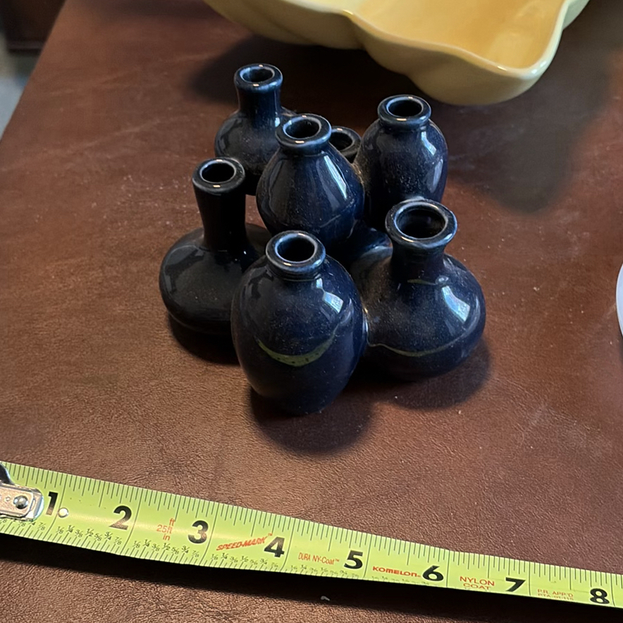 Assorted Glass and Ceramic Serveware and Decorative Pieces - image 5 of 10