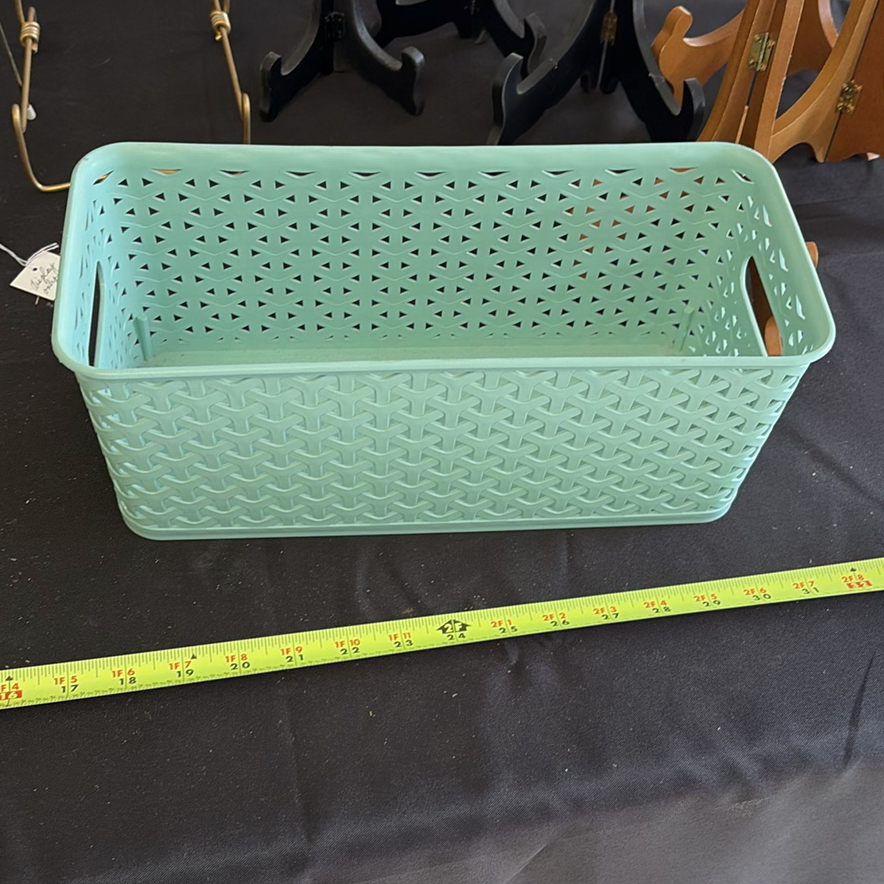 Assorted Wire Racks, Display Stands, and Plastic Storage Basket - image 5 of 8