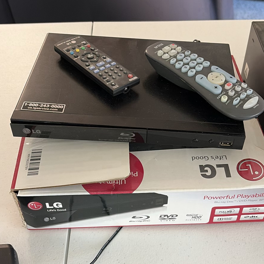 NHT Speakers, RadioShack Speaker Wire, and LG Blu-ray DVD Player - image 5 of 15