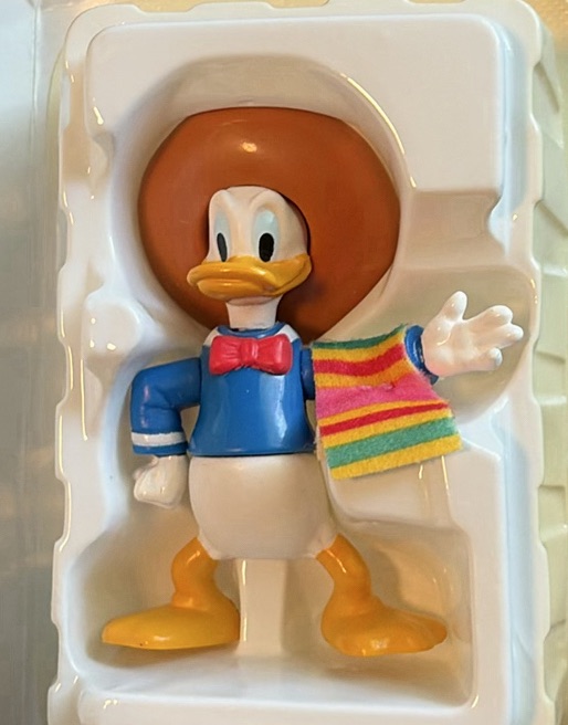 Assorted Fast Food Promotional Toys and Small Collectibles - image 7 of 9