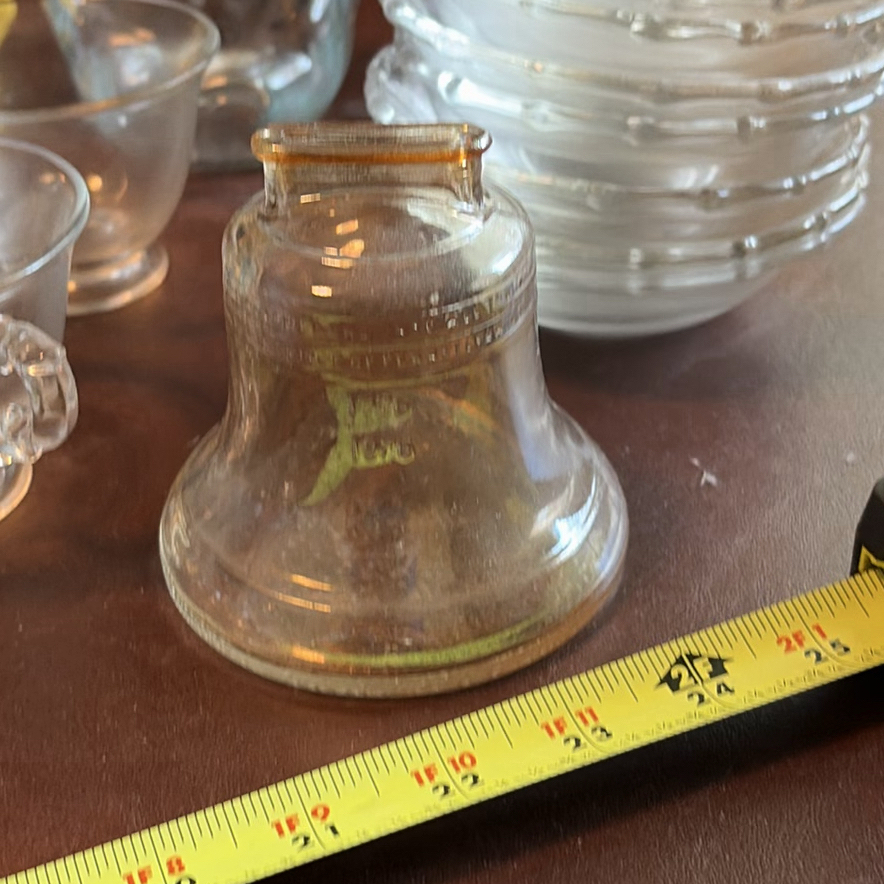 Assorted Glass Dinnerware and Decorative Items - image 14 of 14