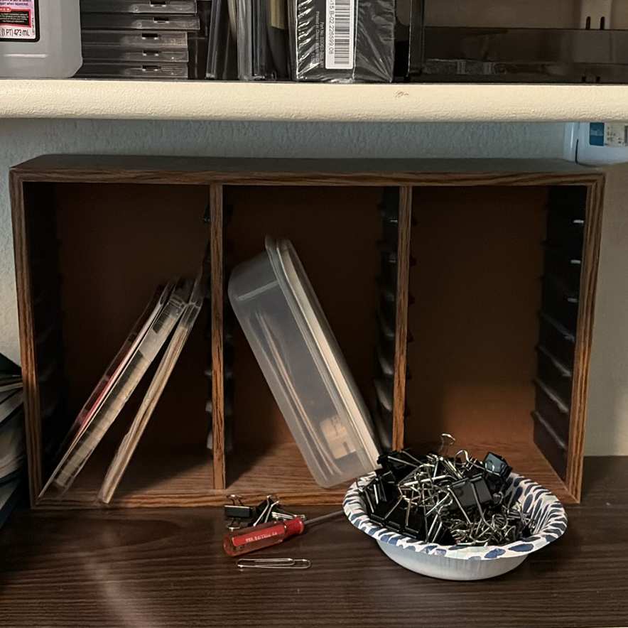 Office Organizers, Media Storage Cases, and Desk Supplies - image 8 of 8