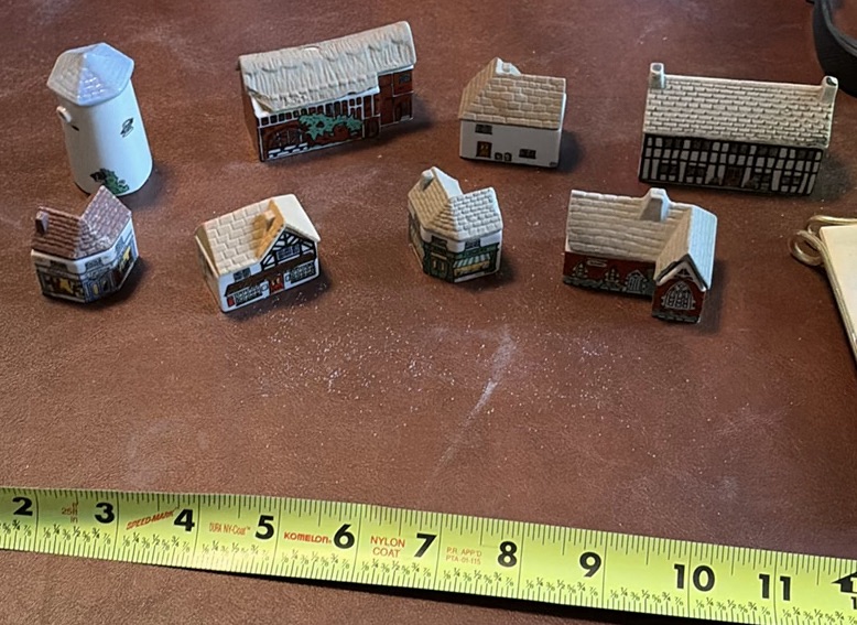 Ceramic Miniature Houses, Glass Bowls, Pitcher, Vase, and Decorative Tile - image 2 of 10