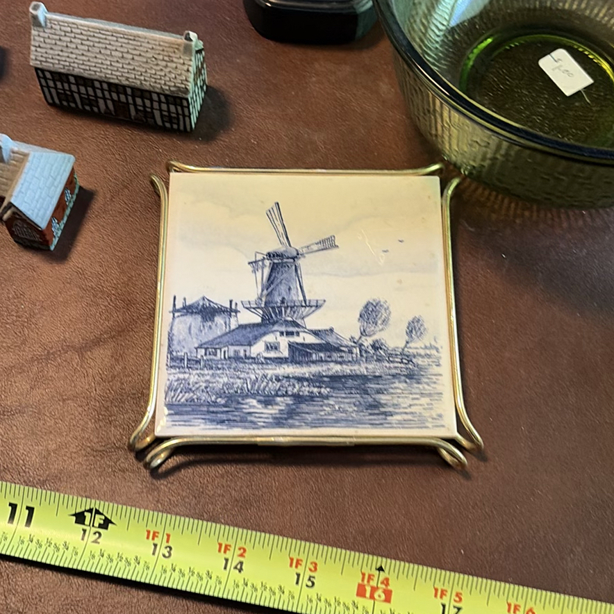 Ceramic Miniature Houses, Glass Bowls, Pitcher, Vase, and Decorative Tile - image 5 of 10