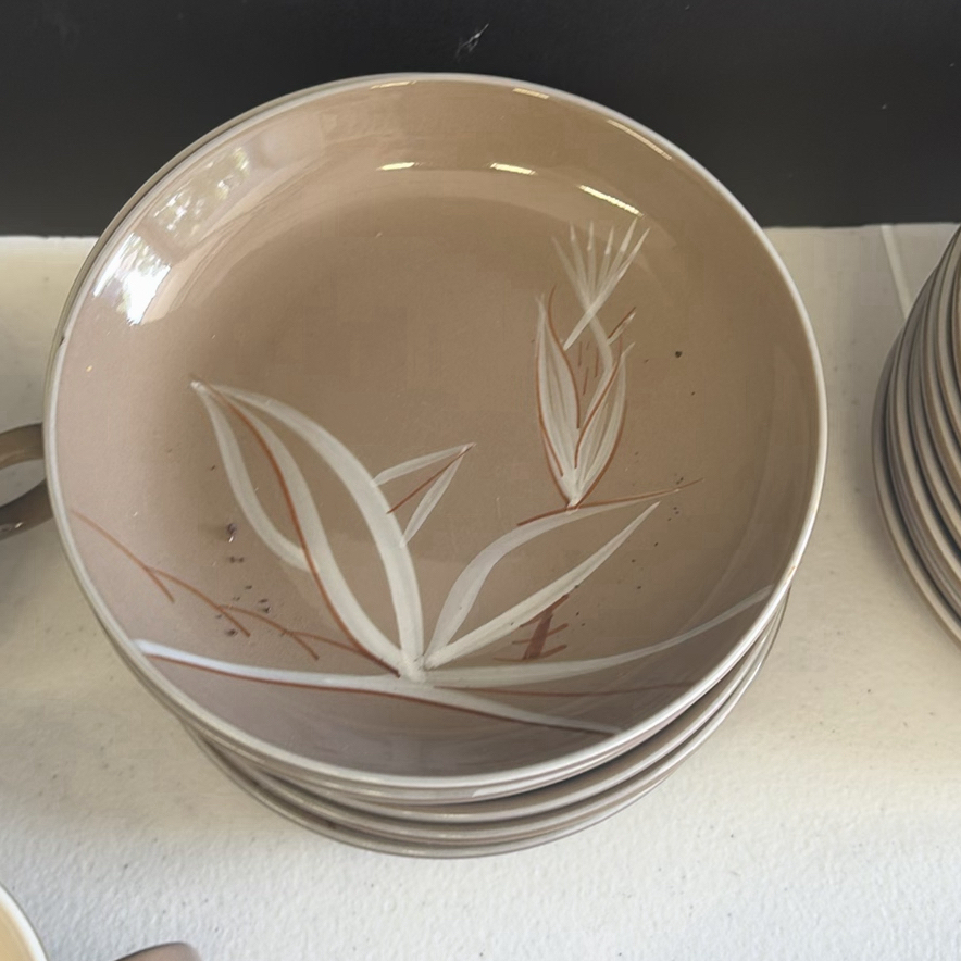 Ceramic Dinnerware Set with Bowls, Cups, Plates, and Serving Pieces - image 7 of 14