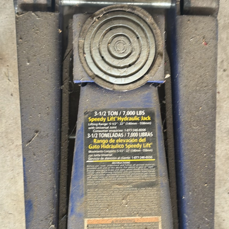 Michelin 3-1/2 Ton Hydraulic Floor Jack - image 3 of 4