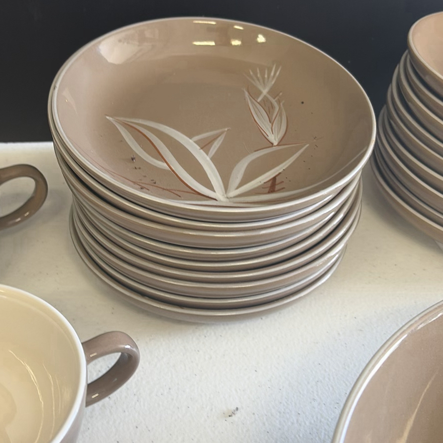 Ceramic Dinnerware Set with Bowls, Cups, Plates, and Serving Pieces - image 8 of 14
