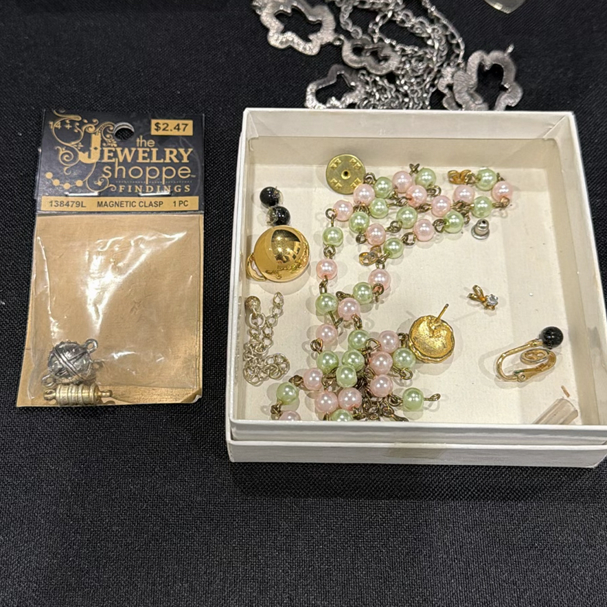 Assorted Jewelry and Jewelry Making Items - image 4 of 4