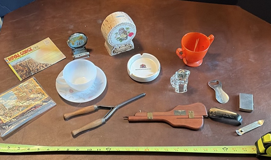 Assorted Vintage Household and Advertising Collectibles - image 1 of 11