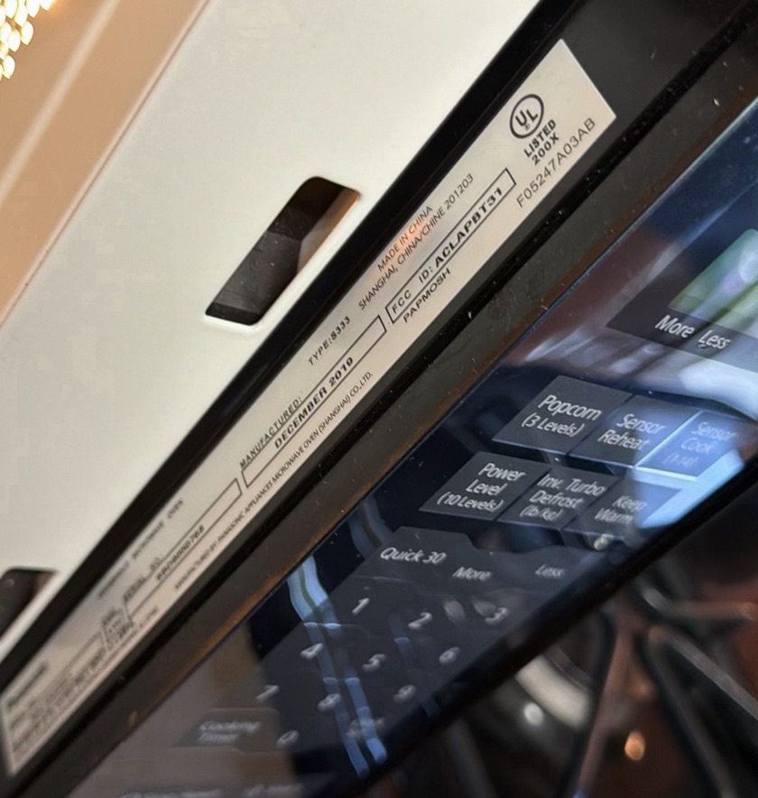 Panasonic Genius Sensor 1200W Microwave and Anolon Frying Pan - image 5 of 5
