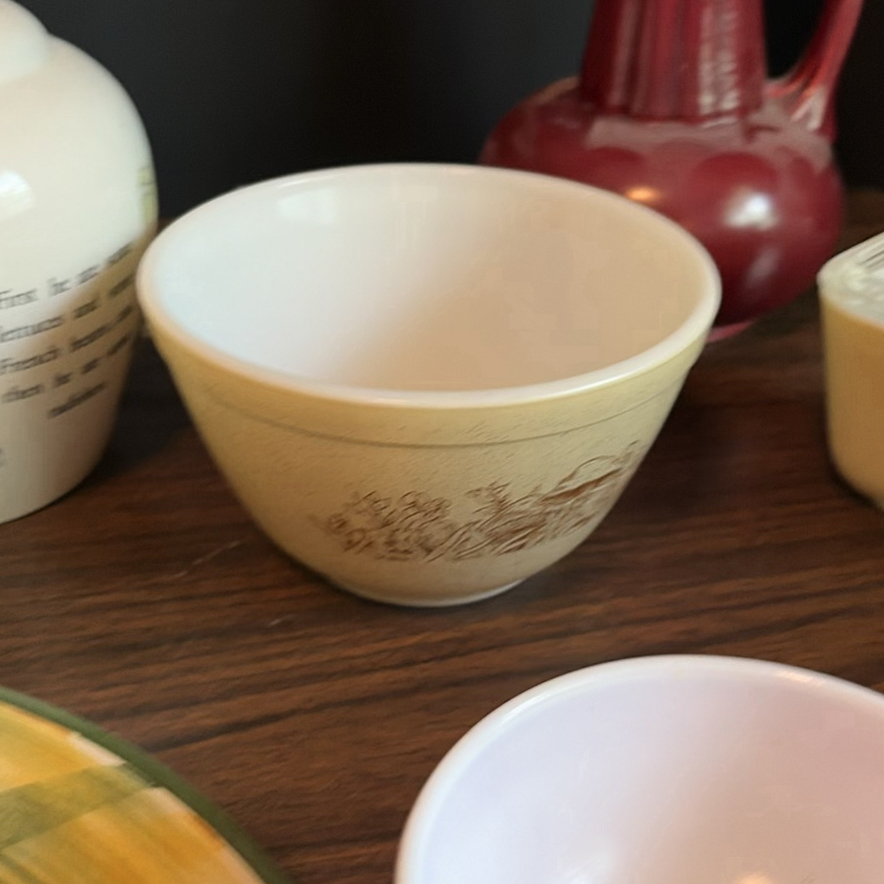 Assorted Ceramic and Glass Kitchenware Items - image 9 of 12