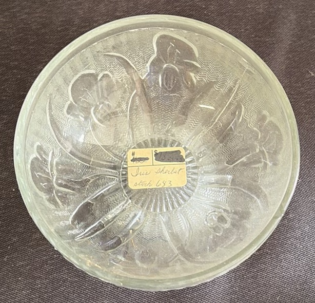 Assorted Vintage Glassware and Serving Dishes - image 6 of 9