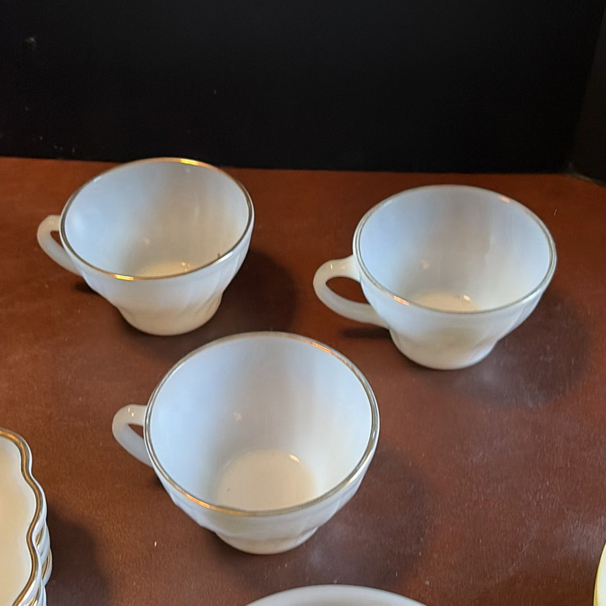 Assorted Vintage Glassware, Serving Trays, Bowls, Cups, and Metal Serving Dish - image 7 of 8