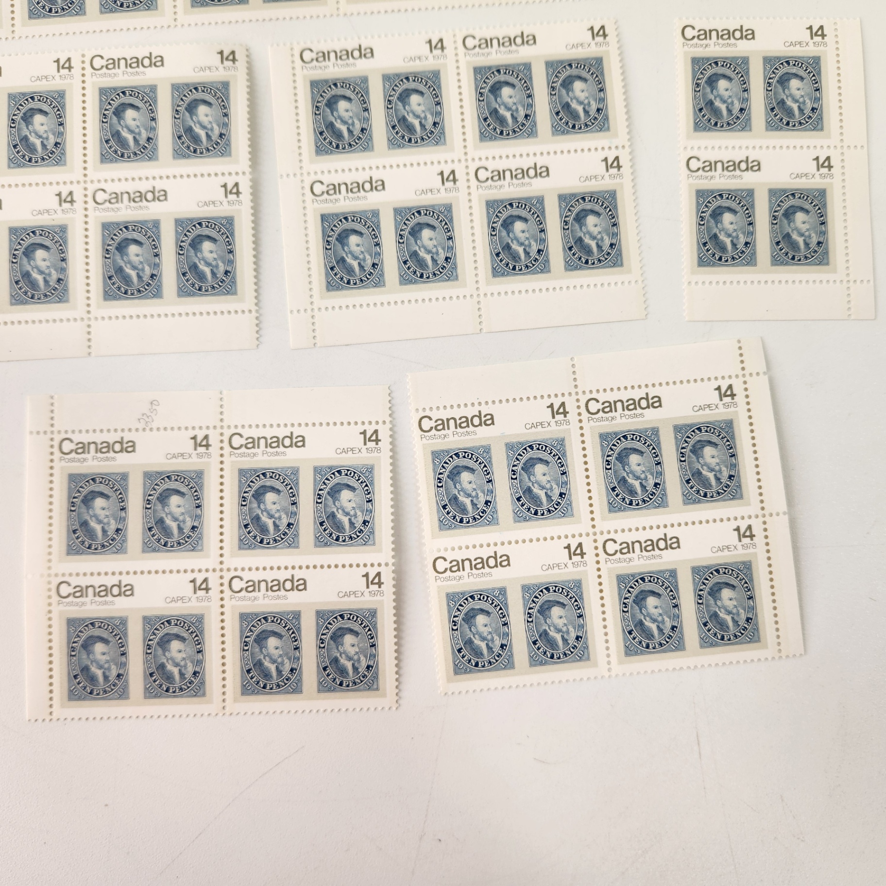 Lot of 32 1978 CAPEX 1978 Canada Post Stamps - image 4 of 5