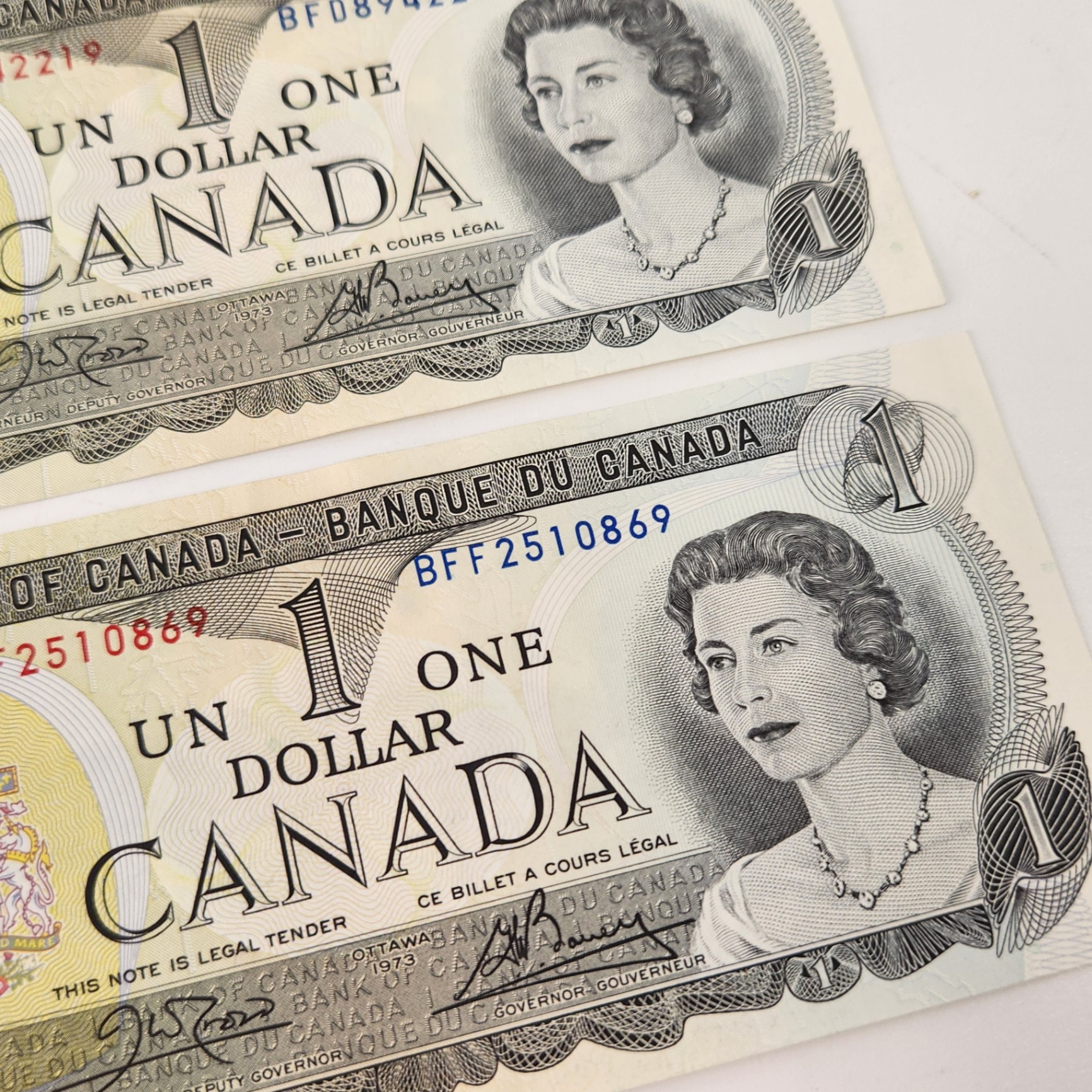 1973 Canadian $1 Notes Sequencial Pairs - image 6 of 7
