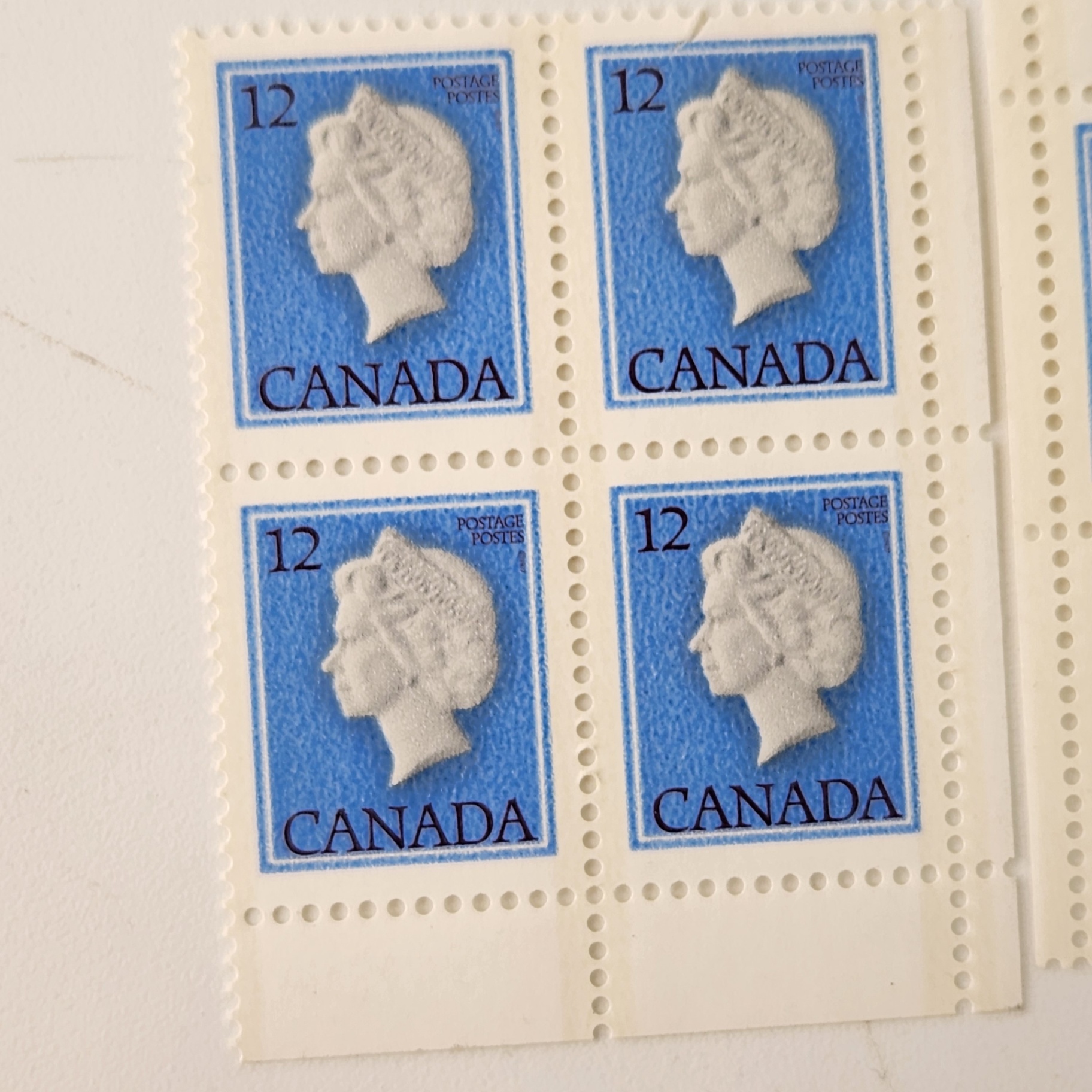 ~90 Canada Post 1978 12 cent stamps - image 4 of 5