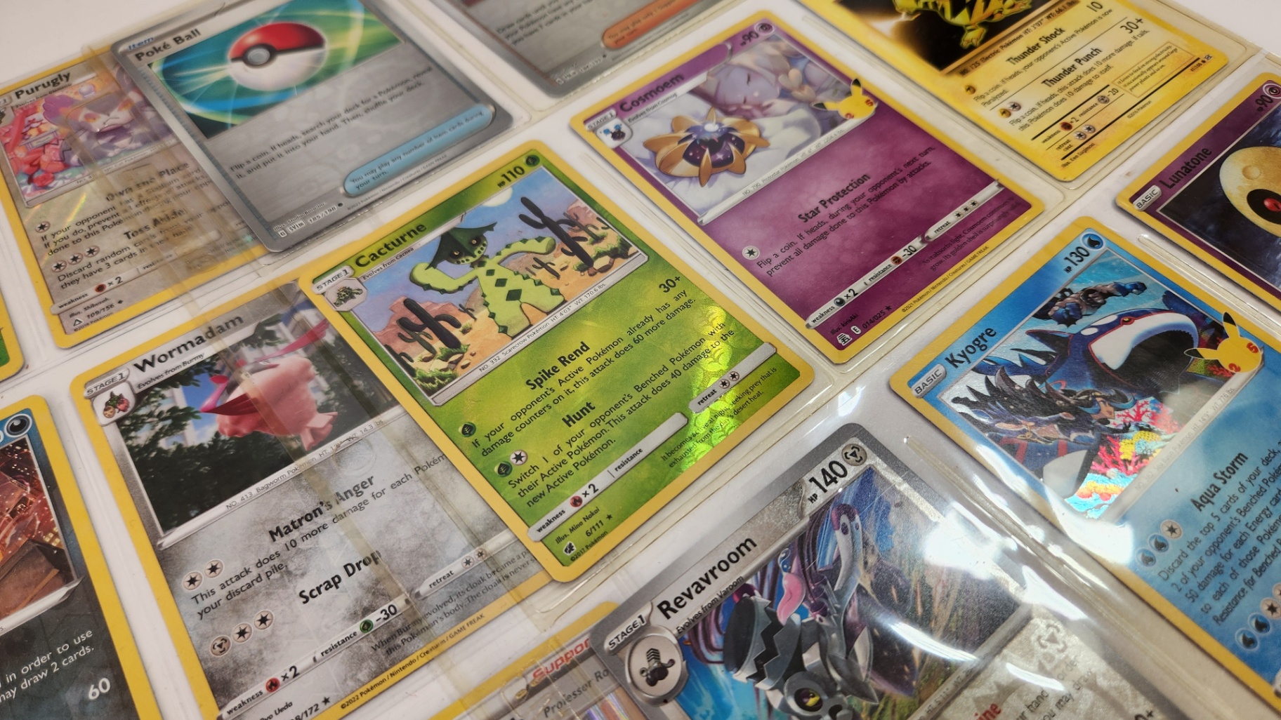 2018-2023 Holo/Foil Pokemon Cards - image 2 of 6