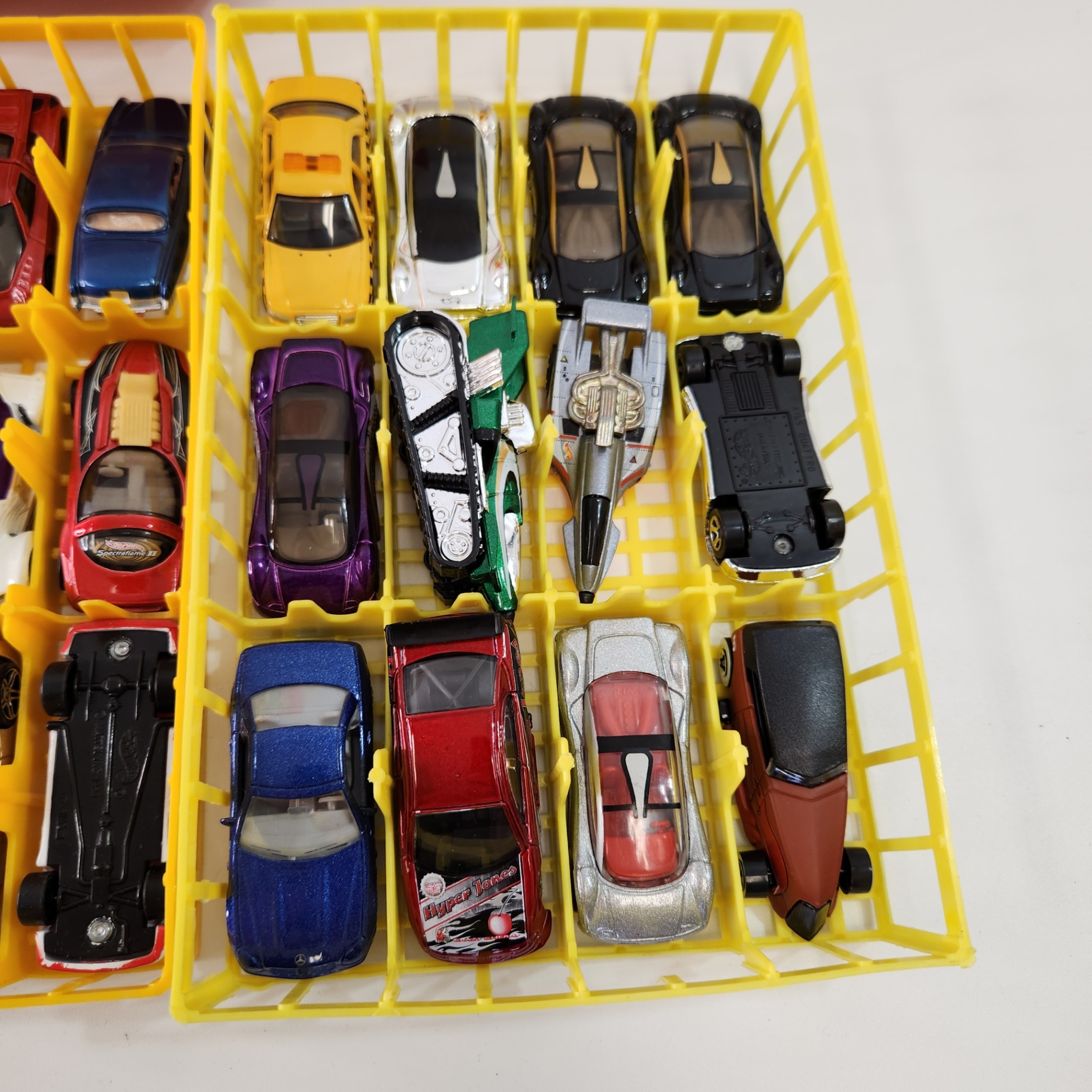 24 Loose Hot Wheels W/ Matchbox Carry Case - image 5 of 7