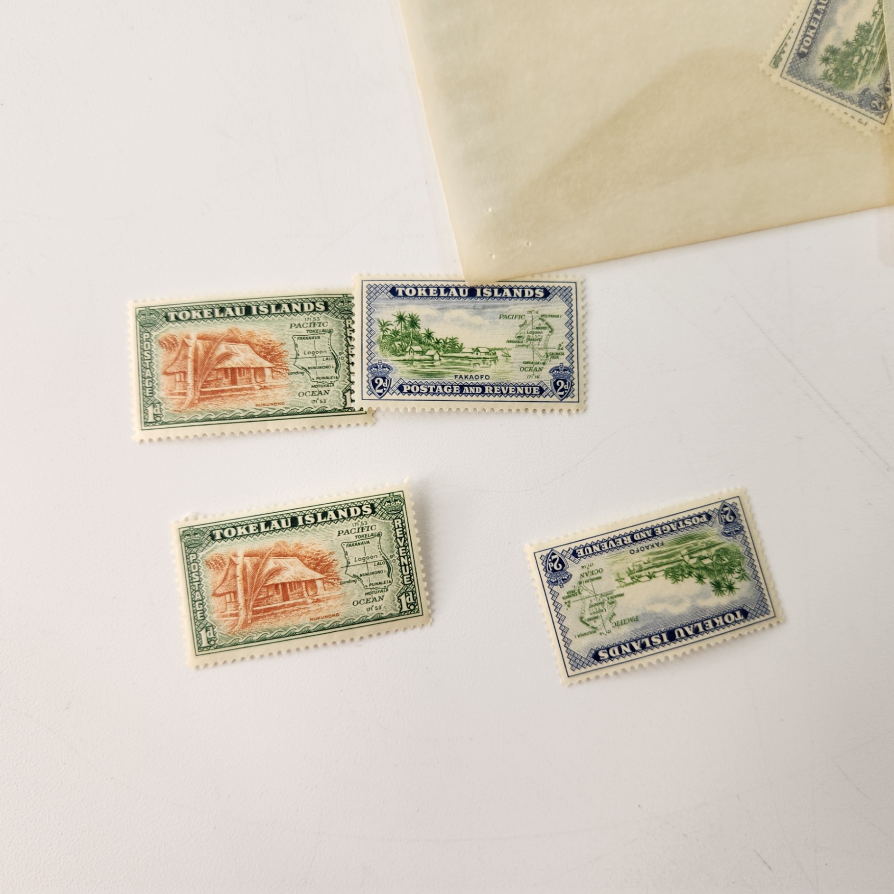 34 Tokelau Islands Stamps - image 2 of 6