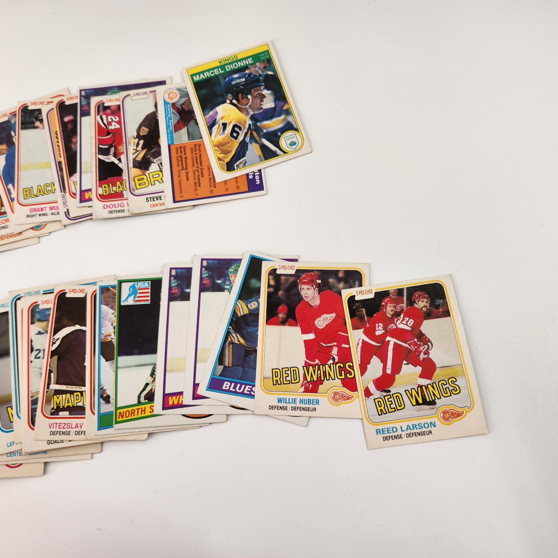 1981 O-Pee-Chee Hockey Trading Cards - image 5 of 6