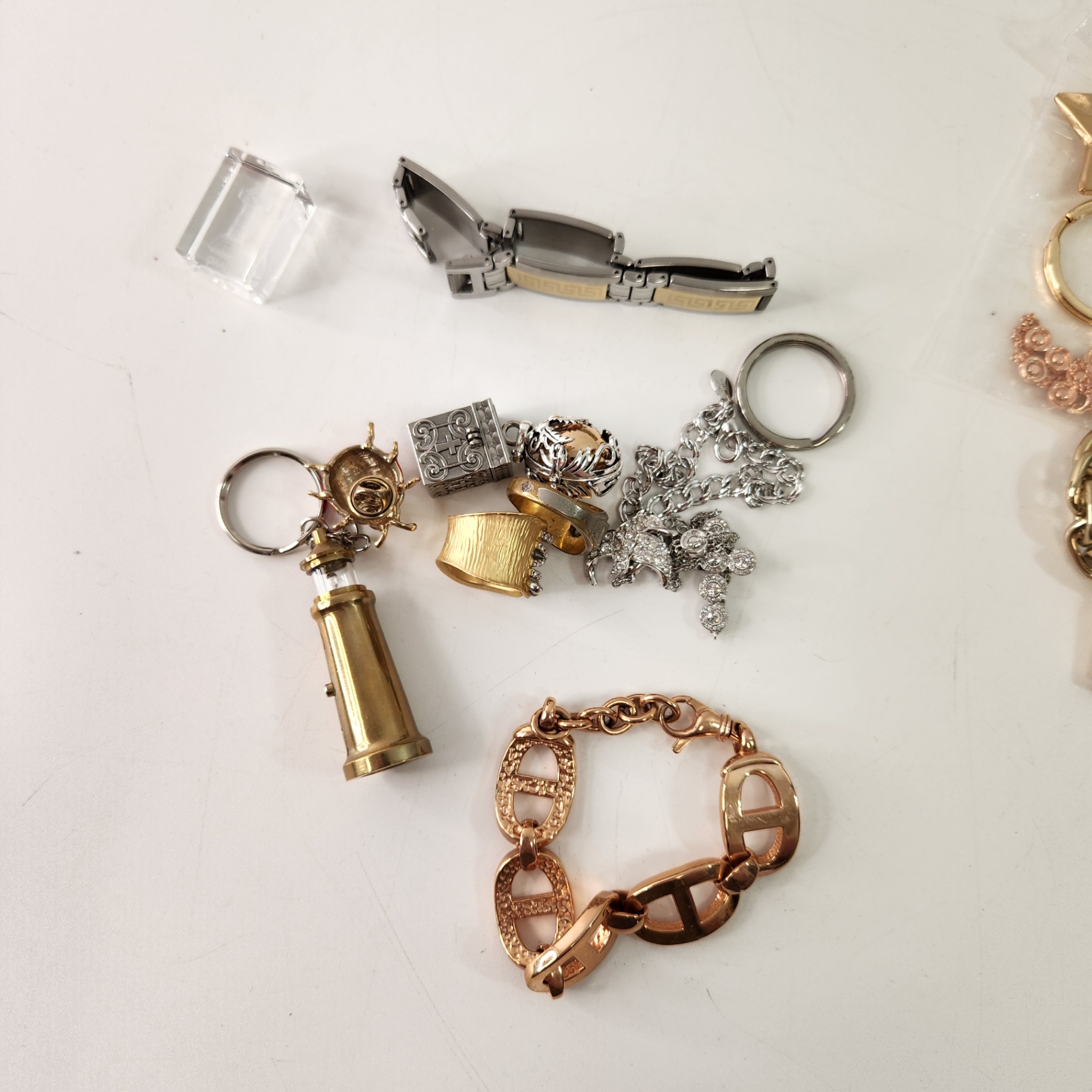 Assorted Costume Jewelry Rings Bracelets Watches+ - image 4 of 4