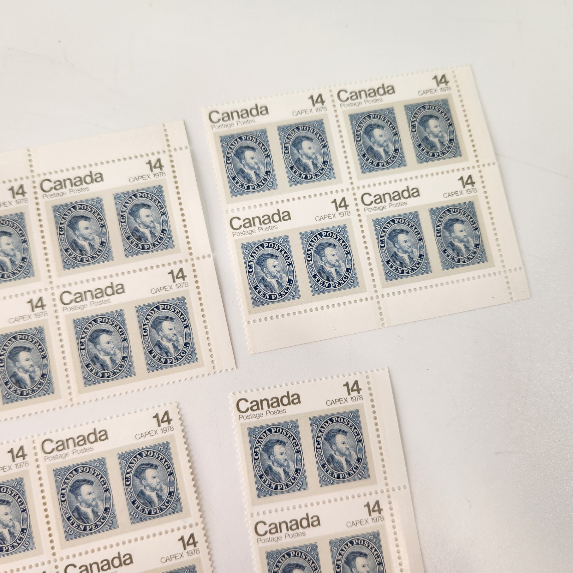 Lot of 32 1978 CAPEX 1978 Canada Post Stamps - image 3 of 5